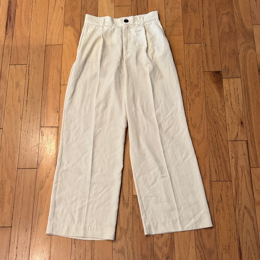 Zara | Off-White Wide-Leg Trousers | Pleated | size XS